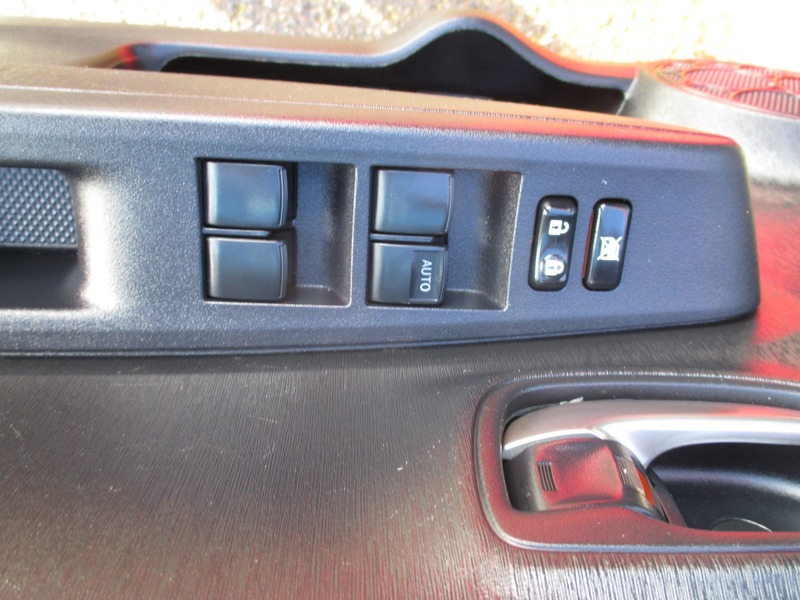 Used Toyota Yaris 2014 for sale - 76768943: Photo 33