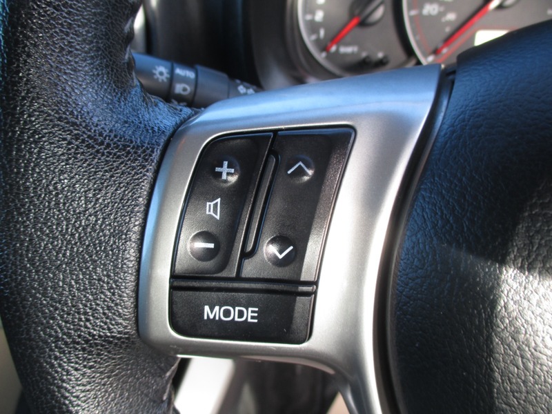 Used Toyota Yaris 2014 for sale - 76768943: Photo 36