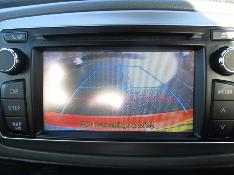 Used Toyota Yaris 2014 for sale - 76768943: Photo 39