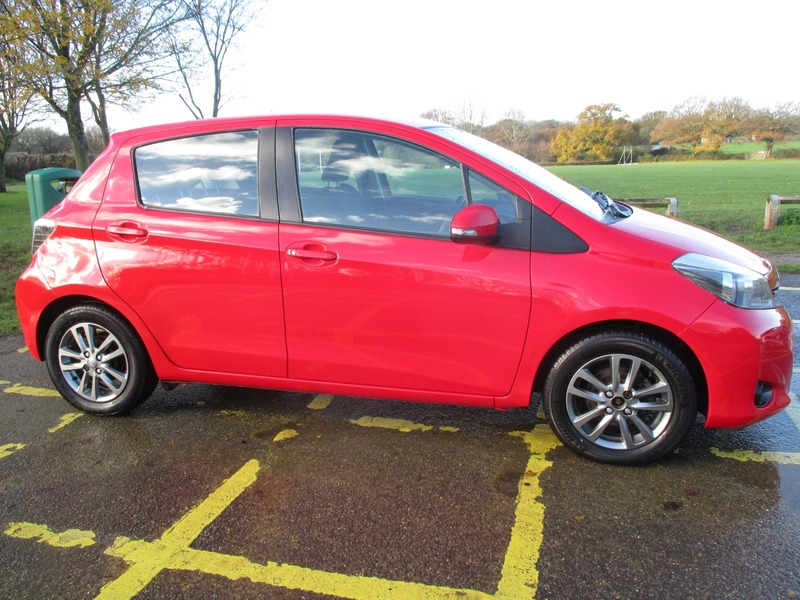 Used Toyota Yaris 2014 for sale - 76768943: Photo 5