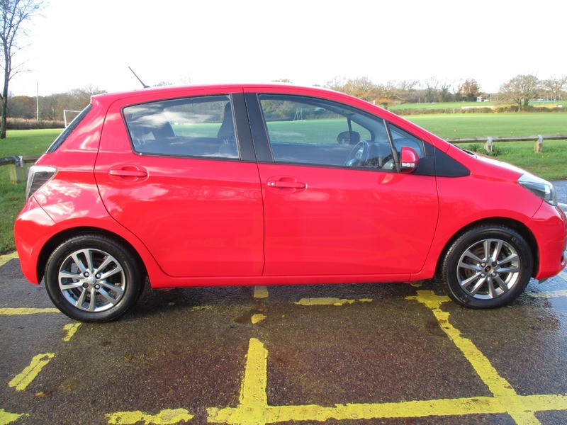 Used Toyota Yaris 2014 for sale - 76768943: Photo 6