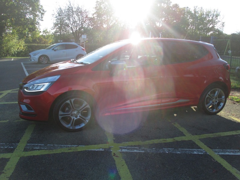 Used Renault Clio 2019 for sale - 76376419: Photo 15