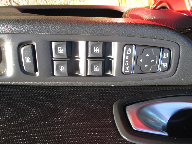 Used Renault Clio 2019 for sale - 76376419: Photo 33