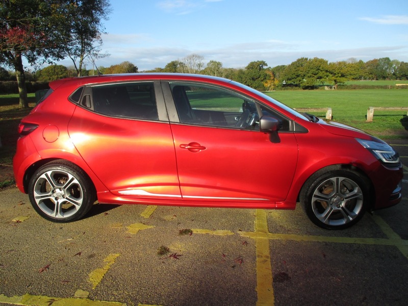 Used Renault Clio 2019 for sale - 76376419: Photo 5
