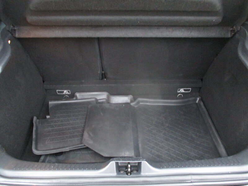 Used Renault Clio 2015 for sale - 77370373: Photo 13