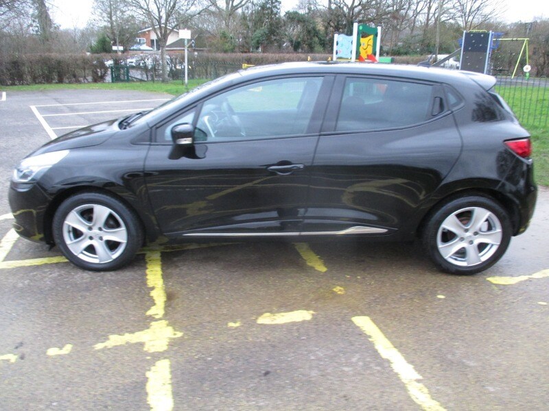 Used Renault Clio 2015 for sale - 77370373: Photo 16