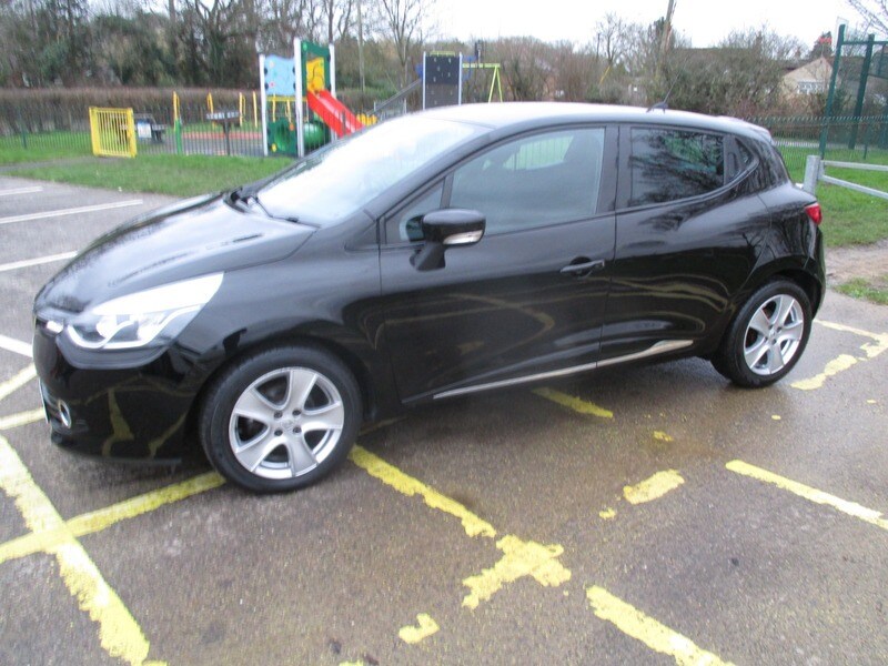 Used Renault Clio 2015 for sale - 77370373: Photo 17