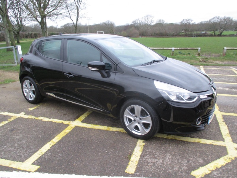 Used Renault Clio 2015 for sale - 77370373: Photo 5