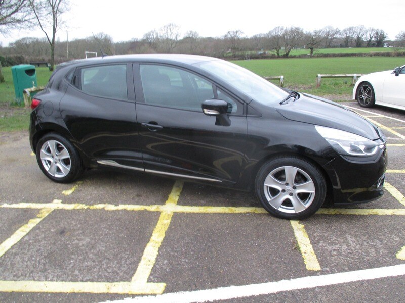 Used Renault Clio 2015 for sale - 77370373: Photo 6