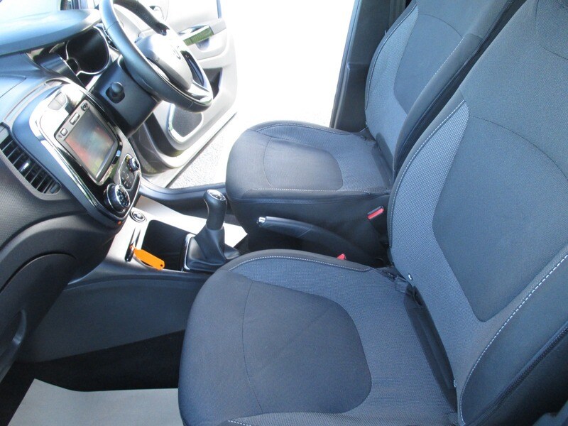 Used Renault Captur 2015 for sale - 76798955: Photo 32