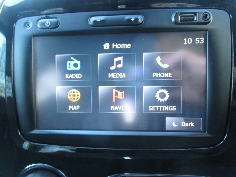 Used Renault Captur 2015 for sale - 76798955: Photo 38