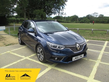 Used Renault Megane 2016 for sale - 76192720: Photo