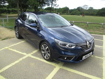 Used Renault Megane 2016 for sale - 76192720: Photo