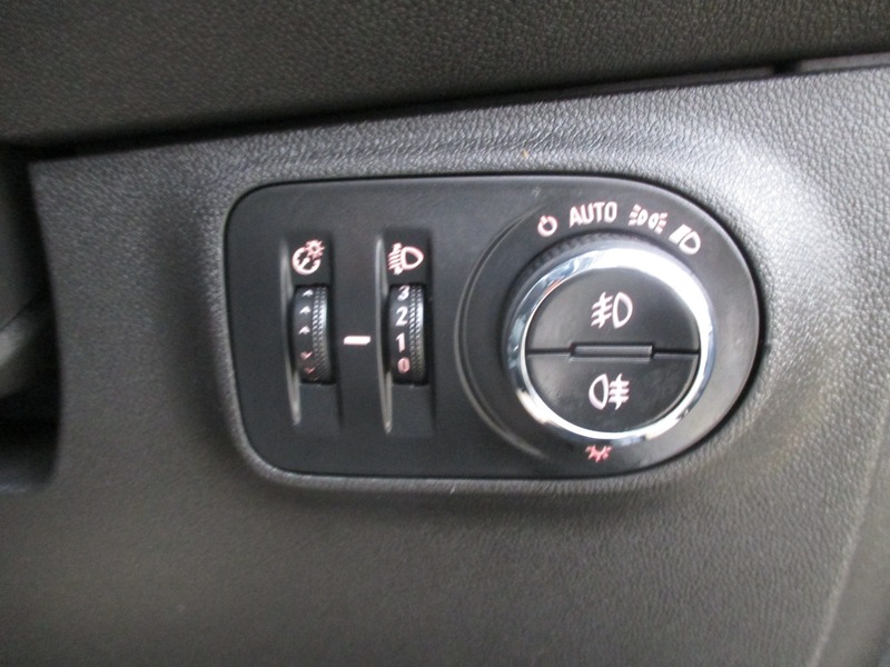 Used Vauxhall Corsa 2017 for sale - 76863608: Photo 33