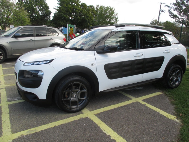 Used Citroen C4 Cactus 2015 for sale - 76696968: Photo 17