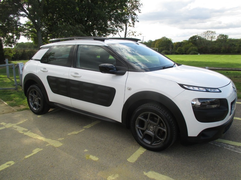 Used Citroen C4 Cactus 2015 for sale - 76696968: Photo 3