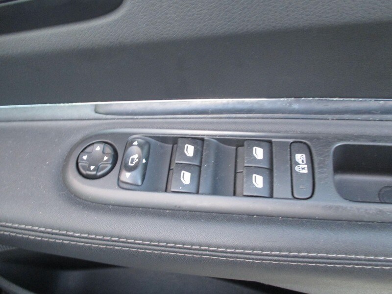 Used Peugeot 3008 2015 for sale - 76696976: Photo 37
