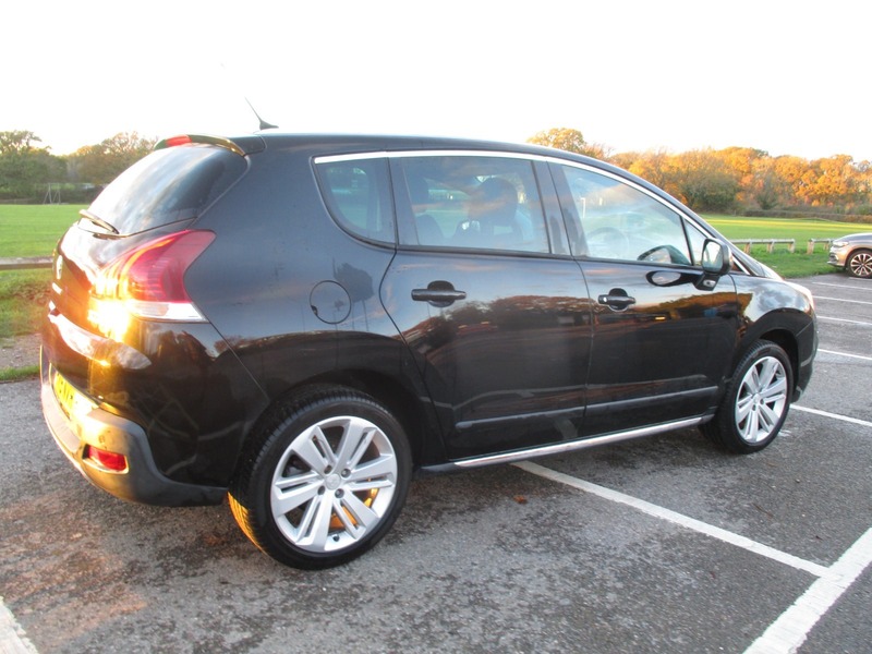 Used Peugeot 3008 2015 for sale - 76696976: Photo 8