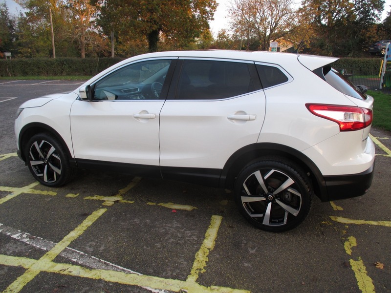 Used Nissan Qashqai 2014 for sale - 76497034: Photo 15