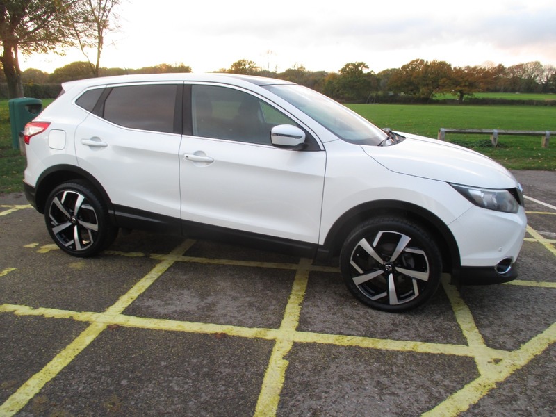 Used Nissan Qashqai 2014 for sale - 76497034: Photo 5