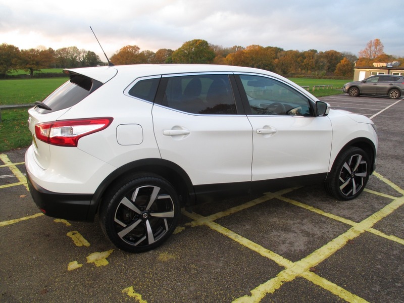 Used Nissan Qashqai 2014 for sale - 76497034: Photo 8