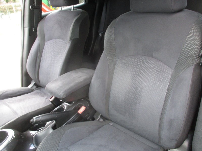 Used Nissan Juke 2015 for sale - 77636873: Photo 32