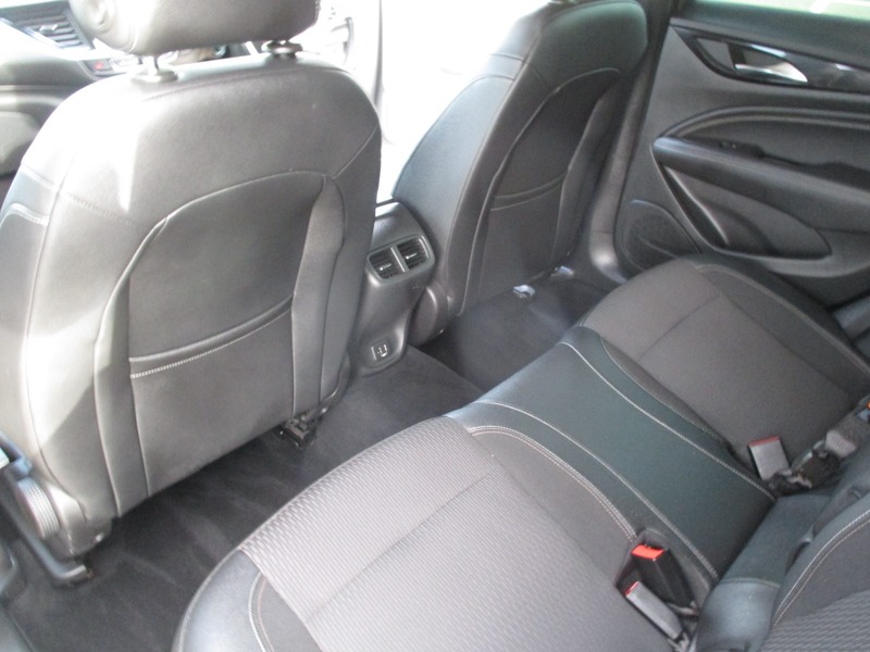 Used Vauxhall Insignia 2018 for sale - 77572456: Photo 28