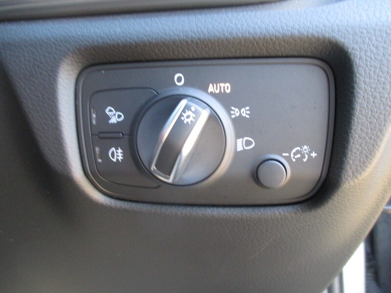 Used Audi A3 2017 for sale - 77720775: Photo 34