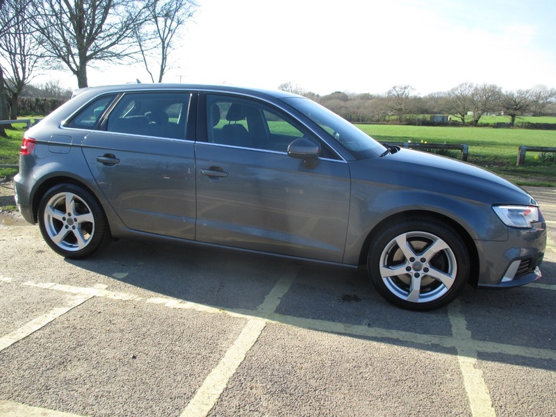 Used Audi A3 2017 for sale - 77720775: Photo 5