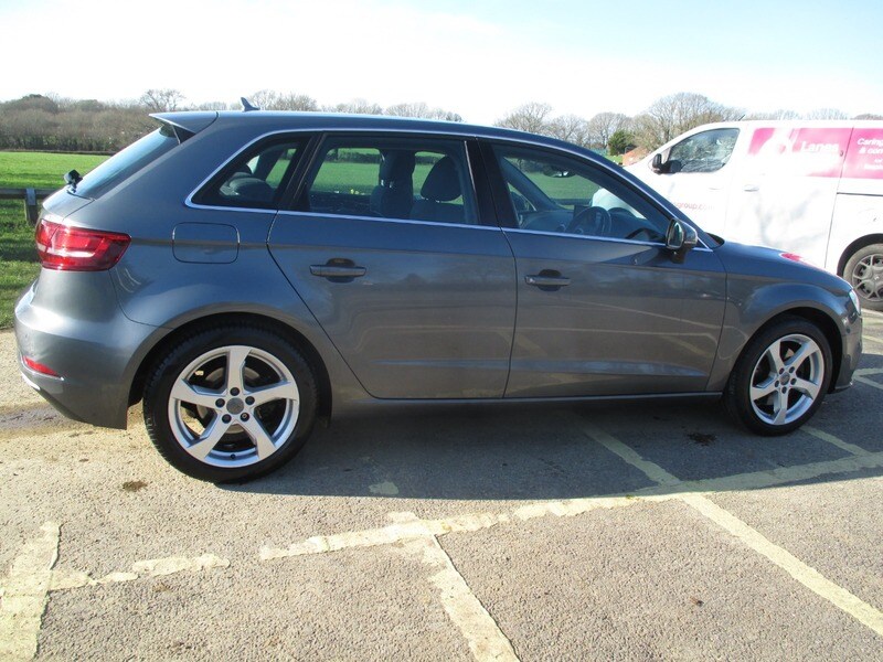 Used Audi A3 2017 for sale - 77720775: Photo 7