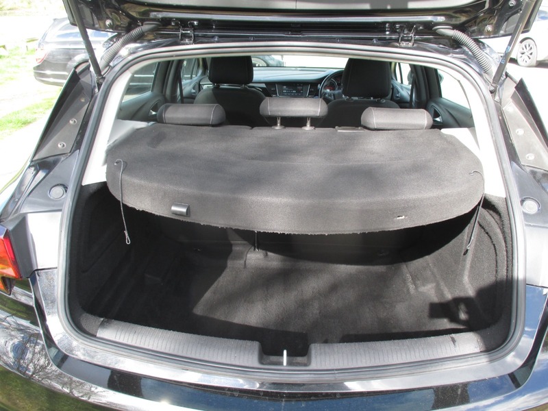 Used Vauxhall Astra 2018 for sale - 78062064: Photo 25