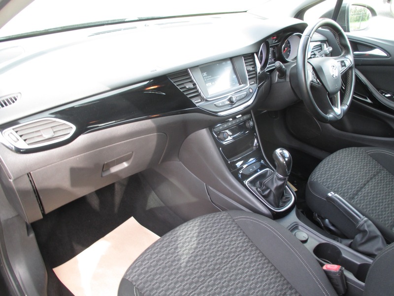 Used Vauxhall Astra 2018 for sale - 78062064: Photo 29