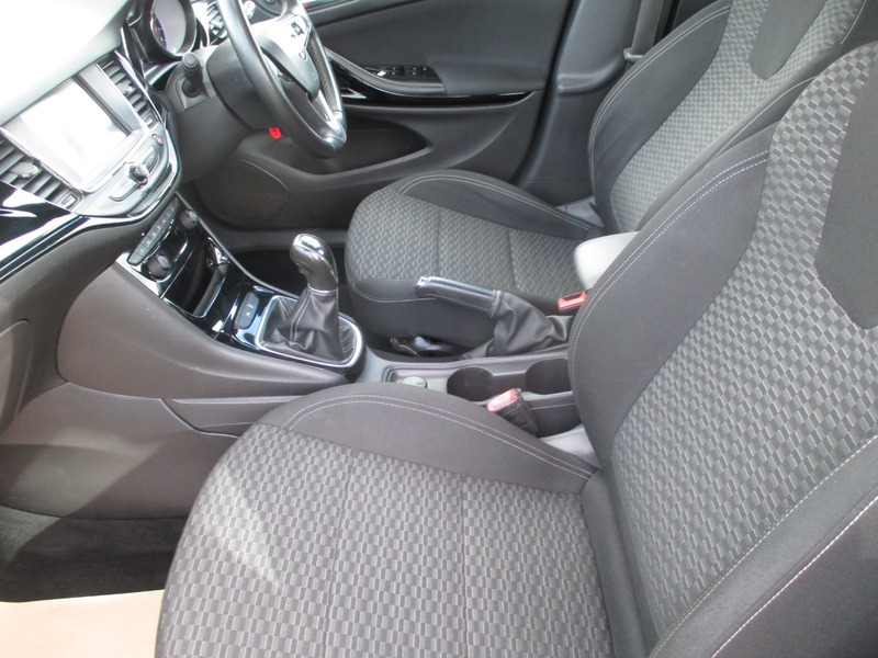 Used Vauxhall Astra 2018 for sale - 78062064: Photo 30