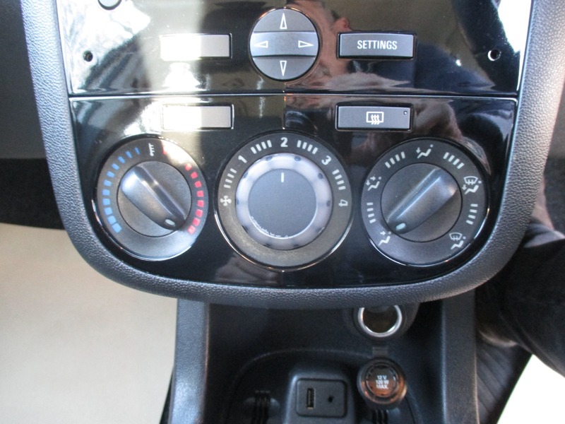 Used Vauxhall Corsa 2014 for sale - 77162076: Photo 37