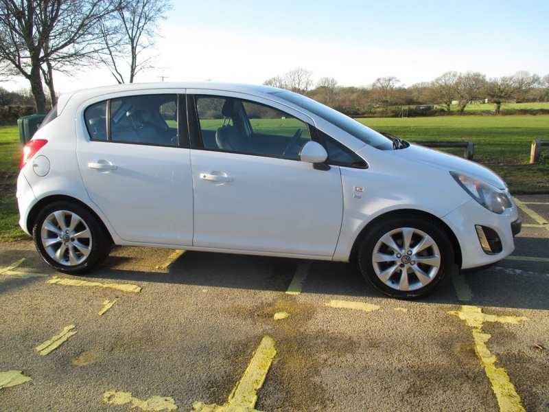 Used Vauxhall Corsa 2014 for sale - 77162076: Photo 5