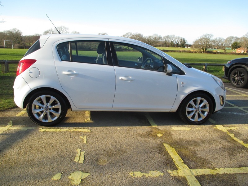 Used Vauxhall Corsa 2014 for sale - 77162076: Photo 6