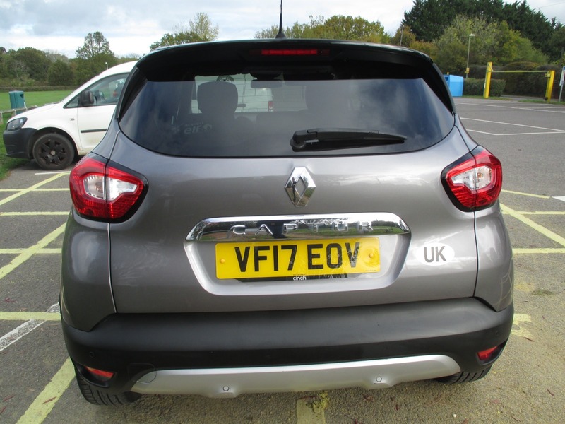 Used Renault Captur 2017 for sale - 76376431: Photo 10