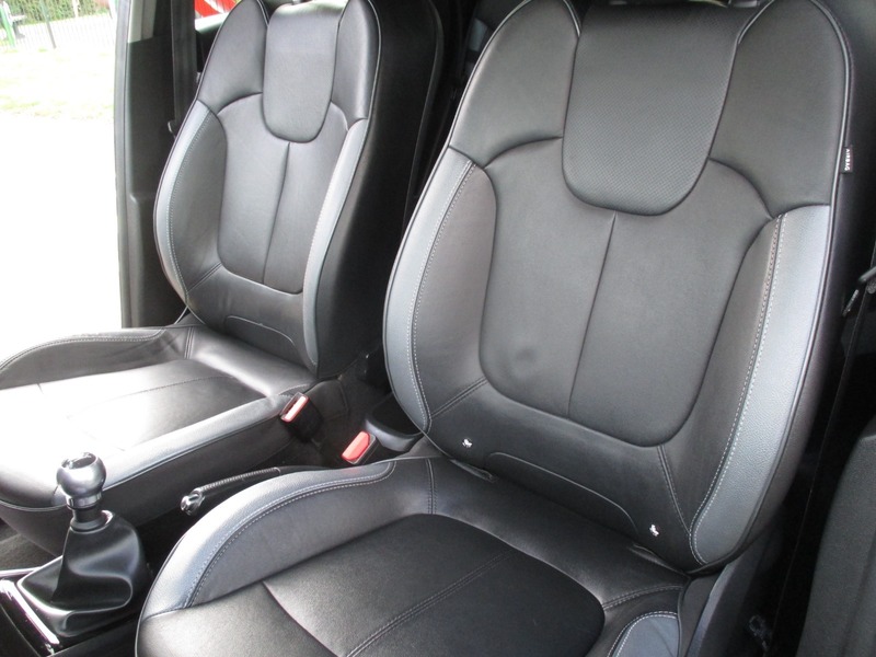 Used Renault Captur 2017 for sale - 76376431: Photo 33