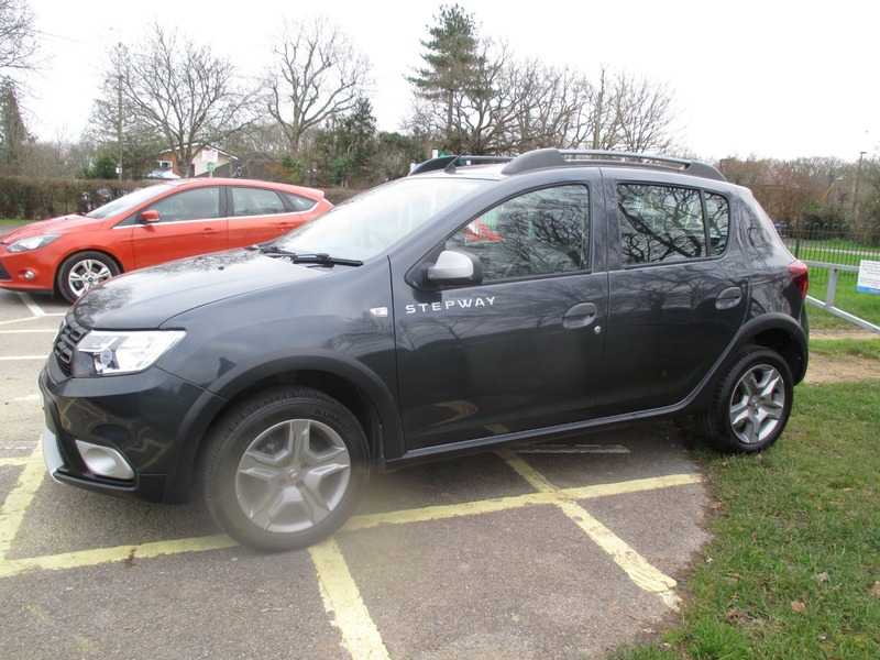 Used Dacia Sandero Stepway 2018 for sale - 77065472: Photo 17