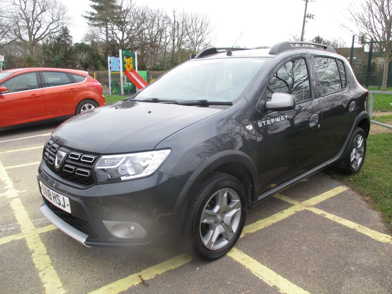 Used Dacia Sandero Stepway 2018 for sale - 77065472: Photo 18
