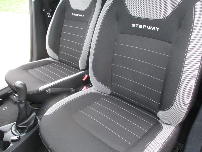 Used Dacia Sandero Stepway 2018 for sale - 77065472: Photo 33