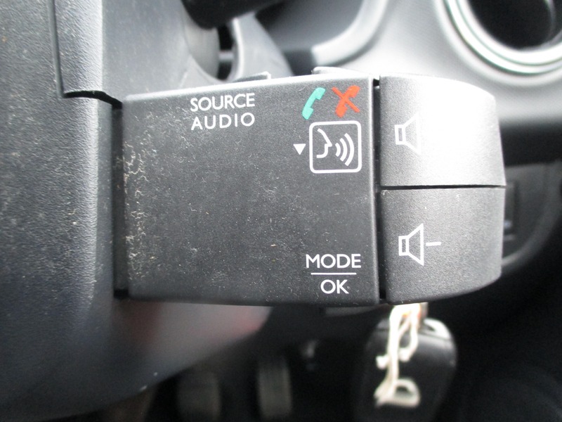 Used Dacia Sandero Stepway 2018 for sale - 77065472: Photo 36