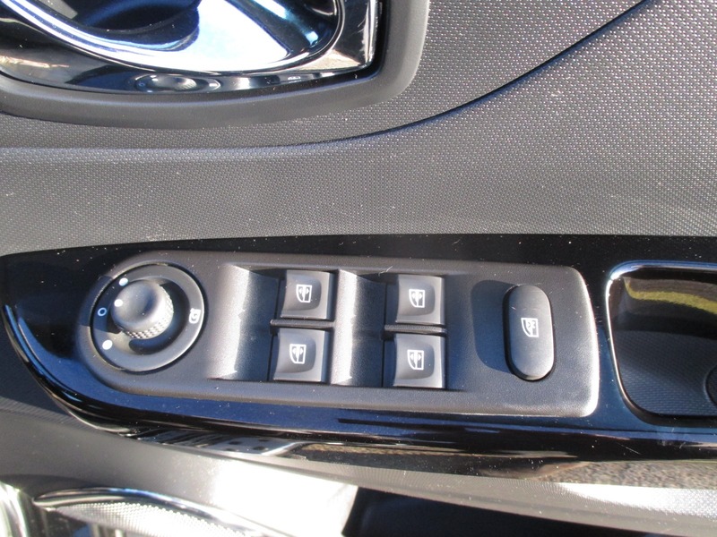 Used Renault Captur 2015 for sale - 77154089: Photo 33