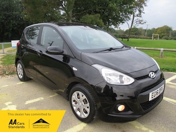 Used Hyundai i10 2016 for sale - 76192717: Photo