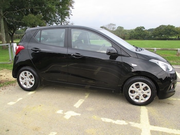 Used Hyundai i10 2016 for sale - 76192717: Photo