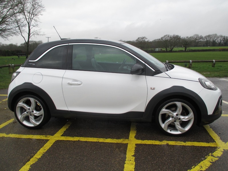 Used Vauxhall ADAM 2016 for sale - 77465400: Photo 5