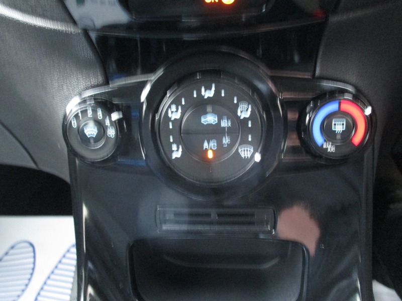 Used Ford Fiesta 2015 for sale - 76583019: Photo 41