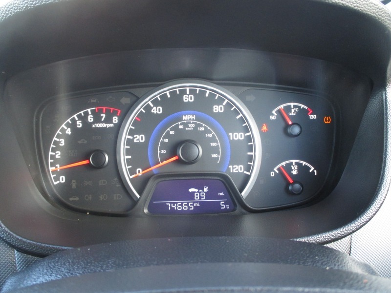 Used Hyundai i10 2018 for sale - 76696964: Photo 40