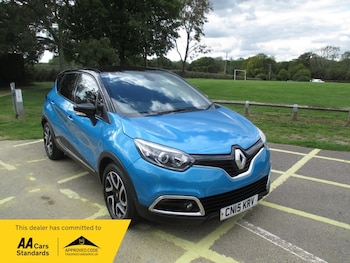 Used Renault Captur 2015 for sale - 76192726: Photo