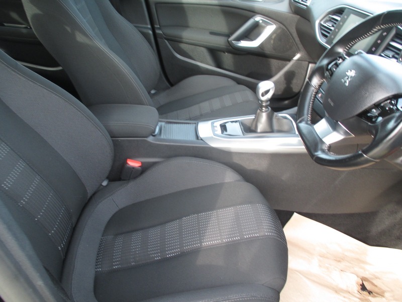 Used Peugeot 308 2016 for sale - 77981712: Photo 23